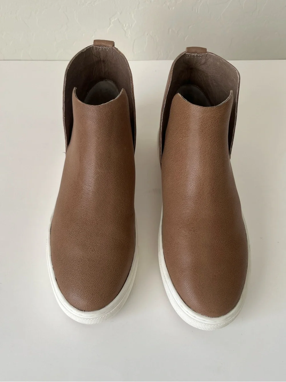Birdies The Falcon High Top leather Sneaker water resistant 6.5